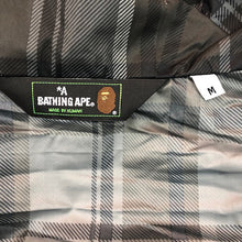 画像をギャラリービューアに読み込む, エイプ A BATHING APE ナイロンジャケット Mサイズ 未使用 【中古】【新品同様】【美品】