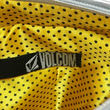 画像をギャラリービューアに読み込む, ボルコム VOLCOM ショルダーバッグ シルバー 中古