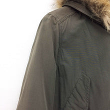 Load image into Gallery viewer, グラスウォーター GRASS WATER モッズコート 38 カーキ ラクーンファー 中古