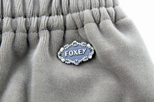 画像をギャラリービューアに読み込む, フォクシー FOXEY ベロアショートパンツ カーキ 38 S相当 中古