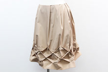 画像をギャラリービューアに読み込む, フォクシー FOXEY スモッキングフレアスカート ベージュ サイズ38 S相当【中古】【美品】