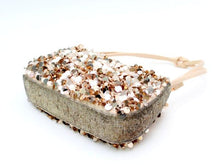 画像をギャラリービューアに読み込む, 4℃ ヨンドシー ハンドバッグ ピンクベージュ スパンコール【中古】