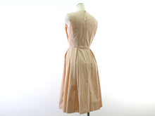 画像をギャラリービューアに読み込む, デイジーリンパリ DAISY LIN PARIS ワンピース サイズ38 S相当 ピンクベージュ【中古】【新品同様】【美品】