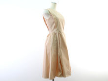 画像をギャラリービューアに読み込む, デイジーリンパリ DAISY LIN PARIS ワンピース サイズ38 S相当 ピンクベージュ【中古】【新品同様】【美品】