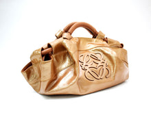 画像をギャラリービューアに読み込む, ロエベ LOEWE ハンドバッグ ナッパアイレ ブロンズ パテント エナメル【中古】【美品】