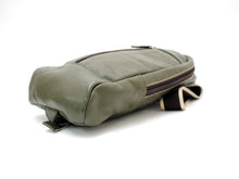 画像をギャラリービューアに読み込む, コーチ COACH ボディバッグ 緑 中古