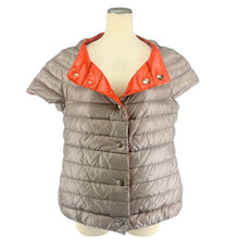 画像をギャラリービューアに読み込む, ヘルノ HERNO 大きいサイズ リバーシブル ダウンジャケット インナーダウン 薄手 半袖 オレンジ グレージュ サイズ48 【中古】【新品同様】【美品】