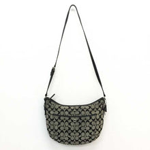 画像をギャラリービューアに読み込む, コーチ COACH シグネチャー ショルダーバッグ 1468 ブラック 中古