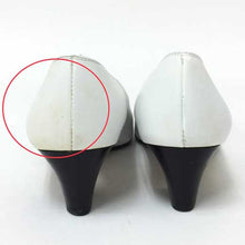 画像をギャラリービューアに読み込む, フェラガモ Salvatore Ferragamo アーモンドトゥパンプス 22cm ホワイト 中古