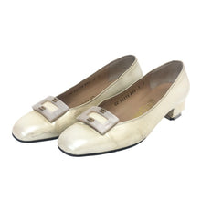 画像をギャラリービューアに読み込む, Salvatore Ferragamo フェラガモ スクエアトゥ パンプス レザー パールホワイト 3cmヒール サイズ5(22.5cm相当)【中古】 レディース