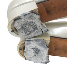 画像をギャラリービューアに読み込む, Salvatore Ferragamo フェラガモ スクエアトゥ パンプス レザー パールホワイト 3cmヒール サイズ5(22.5cm相当)【中古】 レディース