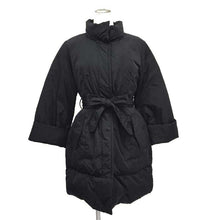 Load image into Gallery viewer, メデューム MEDDUM ダウンコート ブラック 38 中古 美品
