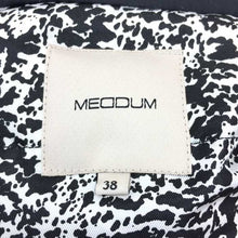 Load image into Gallery viewer, メデューム MEDDUM ダウンコート ブラック 38 中古 美品