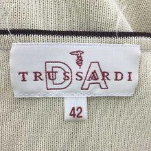 画像をギャラリービューアに読み込む, トラサルディ TRUSSARDI アンサンブル サイズ42 L相当 ベージュ【中古】
