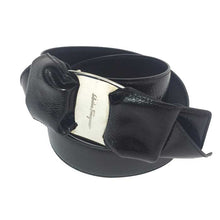 画像をギャラリービューアに読み込む, フェラガモ Salvatore Ferragamo ヴァラ リボンベルト ブラック【中古】
