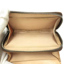 画像をギャラリービューアに読み込む, コーチ COACH シグネチャー柄 2つ折り財布 パスケース付き ブラウン【中古】