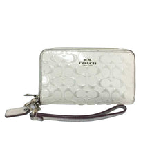 画像をギャラリービューアに読み込む, コーチ COACH シグネチャー パテント ダブルジップ フォンウォレット 長財布 F53310 ホワイト【中古】