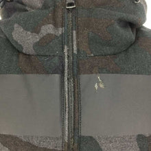 画像をギャラリービューアに読み込む, モンクレール Moncler ウールダウンジャケット ERAULT エロ― カモフラ カシミヤ混 サイズ1 ブラック 迷彩柄【中古】