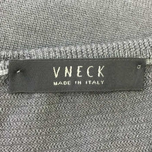 画像をギャラリービューアに読み込む, ブイネック VNECK Vネック ニット セーター サイズ52 グレー【中古】