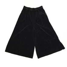 画像をギャラリービューアに読み込む, VELOUR NOIR by FOXEY New York フォクシー ストレッチ クロップドベロアパンツ ブラック サイズ38(S相当)【中古】レディース