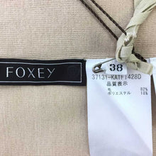 画像をギャラリービューアに読み込む, フォクシー FOXEY ショルダーフリル トップス SP品 サイズ38 37131 ベージュ【中古】【美品】