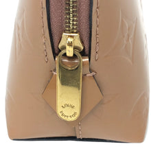 画像をギャラリービューアに読み込む, LOUIS VUITTON ルイ・ヴィトン ポシェット・コスメティック 化粧ポーチ モノグラムヴェルニ ピンクベージュ系【中古】レディース