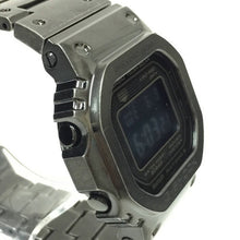 Load image into Gallery viewer, カシオ CASIO G SHOCK フルメタル エイジド加工 デジタル 電波ソーラー 腕時計 クオーツ GMW B5000V 1JR【中古】【美品】