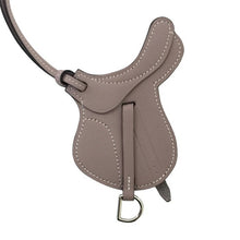 画像をギャラリービューアに読み込む, エルメス HERMES パドック セル チャーム バックチャーム グリシン【中古】【新品同様】【美品】