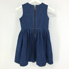 Load image into Gallery viewer, ケイト スペード ニューヨーク kate spade new york デニムワンピース ノースリーブ 女の子 130 ブルー【中古】