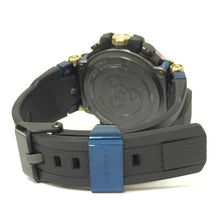 画像をギャラリービューアに読み込む, カシオ CASIO Gショック MTGシリーズ 生誕20周年モデル 電波ソーラー 腕時計 MTG B1000RB 2AJR【中古】【新品同様】【美品】