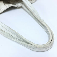 画像をギャラリービューアに読み込む, シャネル CHANEL クルーズライン マジックCC トートバッグ ホワイト ネイビー【中古】