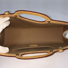 画像をギャラリービューアに読み込む, ルイ ヴィトン LOUIS VUITTON ロクスバリードライブ ヴェルニ 2wayショルダーバッグ ハンドバッグ ベージュ【中古】