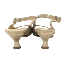 Load image into Gallery viewer, フェラガモ Salvatore Ferragamo オープントゥ ストラップサンダル サイズ7B ゴールド【中古】