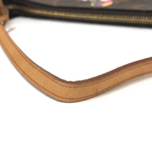 將圖片載入圖庫檢視器 ルイ ヴィトン LOUIS VUITTON パンダ ポシェット アクセソワール モノグラム 村上隆 アクセサリーポーチ ハンドバッグ M51981 【中古】