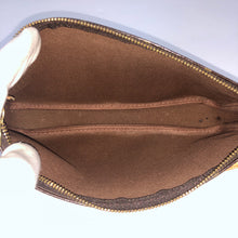 將圖片載入圖庫檢視器 ルイ ヴィトン LOUIS VUITTON パンダ ポシェット アクセソワール モノグラム 村上隆 アクセサリーポーチ ハンドバッグ M51981 【中古】