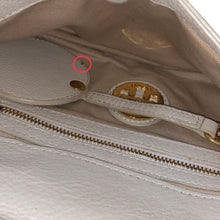 画像をギャラリービューアに読み込む, トリーバーチ TORY BURCH ミラー付き クラッチバッグ チェーン ショルダーバッグ オフホワイト【中古】