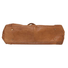 이미지를 갤러리 뷰어에 로드 , アニアリ aniary クロコ型押し アンティークレザー ユニセックス 男女兼用 ボストンバッグ ショルダーバッグ ライトブラウン【中古】