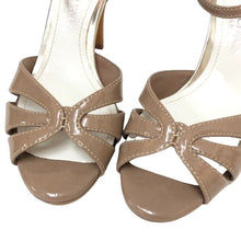 画像をギャラリービューアに読み込む, アルテミス by ダイアナ artemis by DIANA アンクルストラップサンダル エナメル ブラウン系【中古】【新品同様】【美品】