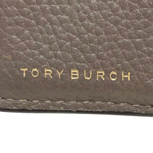画像をギャラリービューアに読み込む, トリーバーチ TORY BURCH 二つ折り財布 グレージュ【中古】