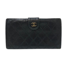 画像をギャラリービューアに読み込む, シャネル CHANEL ビコローレ キャビアスキン がま口 長財布 ブラック【中古】