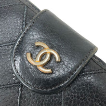 画像をギャラリービューアに読み込む, シャネル CHANEL ビコローレ キャビアスキン がま口 長財布 ブラック【中古】