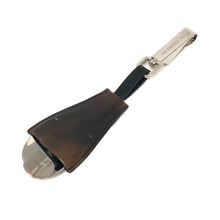 画像をギャラリービューアに読み込む, ベルルッティ Berluti シューホーン 靴べら 携帯用 ビジネス カラビナ付き ロゴ シルバー ブラウン【中古】