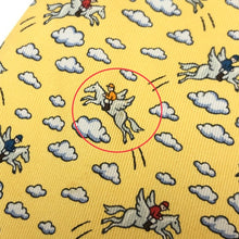 画像をギャラリービューアに読み込む, エルメス HERMES ネクタイ シルク100% 2本セット イエロー系 総柄 パイナップル柄 ペガサス柄【中古】