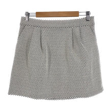Load image into Gallery viewer, アルマーニエクスチェンジ ARMANI EXCHANGE  ミニスカート Mサイズ  モノトーン【中古】
