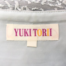Load image into Gallery viewer, ユキトリイ YUKI TORII スカートスーツ ジャケット スカート セットアップ サイズ42 大きいサイズ XL相当 ライトブルー【中古】