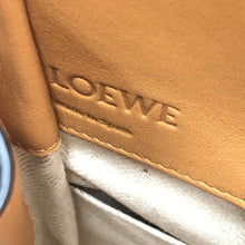 Load image into Gallery viewer, ロエベ LOEWE ハンモックDW ミディアムバッグ ドローストリング 2way ハンドバッグ ショルダーバッグ 329 77 V06 キャメル【中古】【新品同様】【美品】
