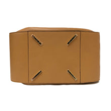 Load image into Gallery viewer, ロエベ LOEWE ハンモックDW ミディアムバッグ ドローストリング 2way ハンドバッグ ショルダーバッグ 329 77 V06 キャメル【中古】【新品同様】【美品】