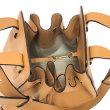 Load image into Gallery viewer, ロエベ LOEWE ハンモックDW ミディアムバッグ ドローストリング 2way ハンドバッグ ショルダーバッグ 329 77 V06 キャメル【中古】【新品同様】【美品】