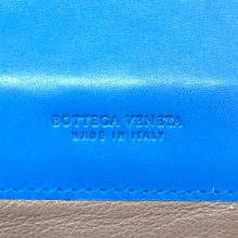 画像をギャラリービューアに読み込む, ボッテガヴェネタ BOTTEGA VENETA イントレチャート 二つ折り財布 ブルー【中古】