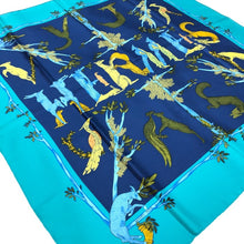 画像をギャラリービューアに読み込む, エルメス HERMES カレ90 ANIMAL ALPHABET スカーフ 動物アルファベット 森の動物 大判 シルク ブルー系【中古】